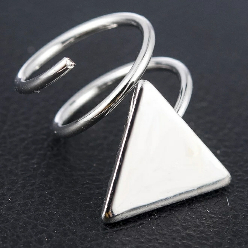 Triangle Spiral Ear Stud- silver